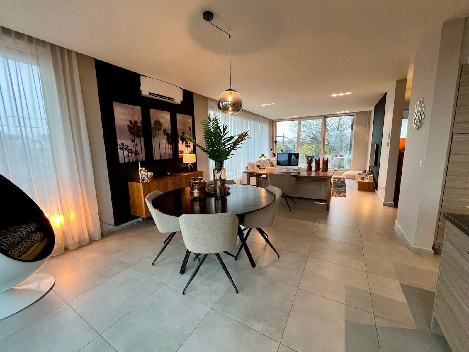 Luxueuze penthouse (136m²) met 2slpk en terras (70m²)  foto 4