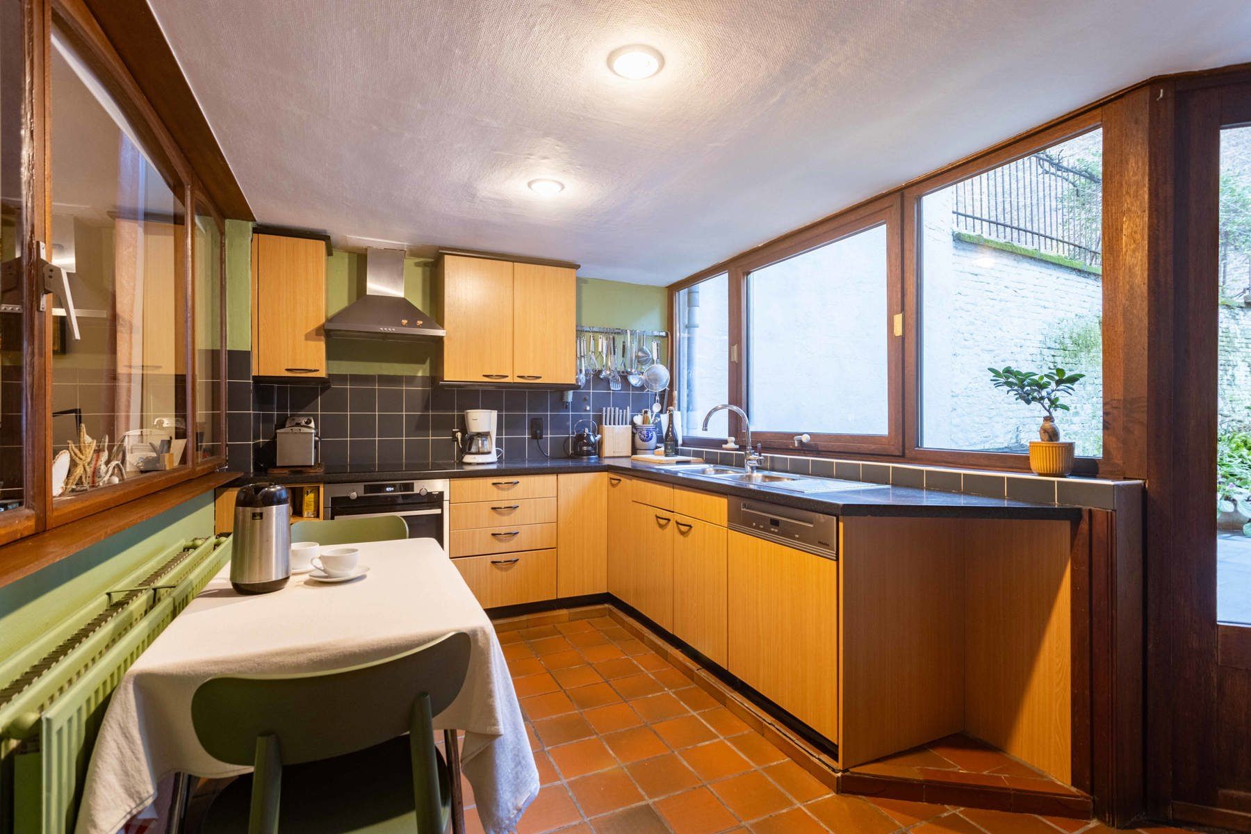 Karaktervol herenhuis in hartje Gent  foto 12