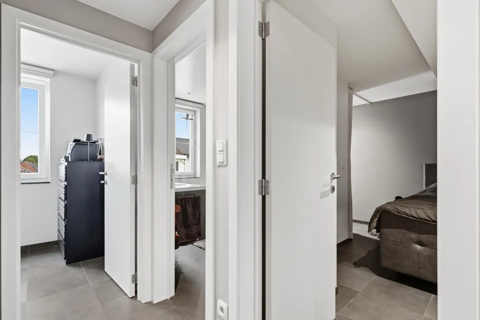 Lichtrijk en energiezuinig 2-slaapkamerappartement op wandelafstand van hartje Hasselt foto 8