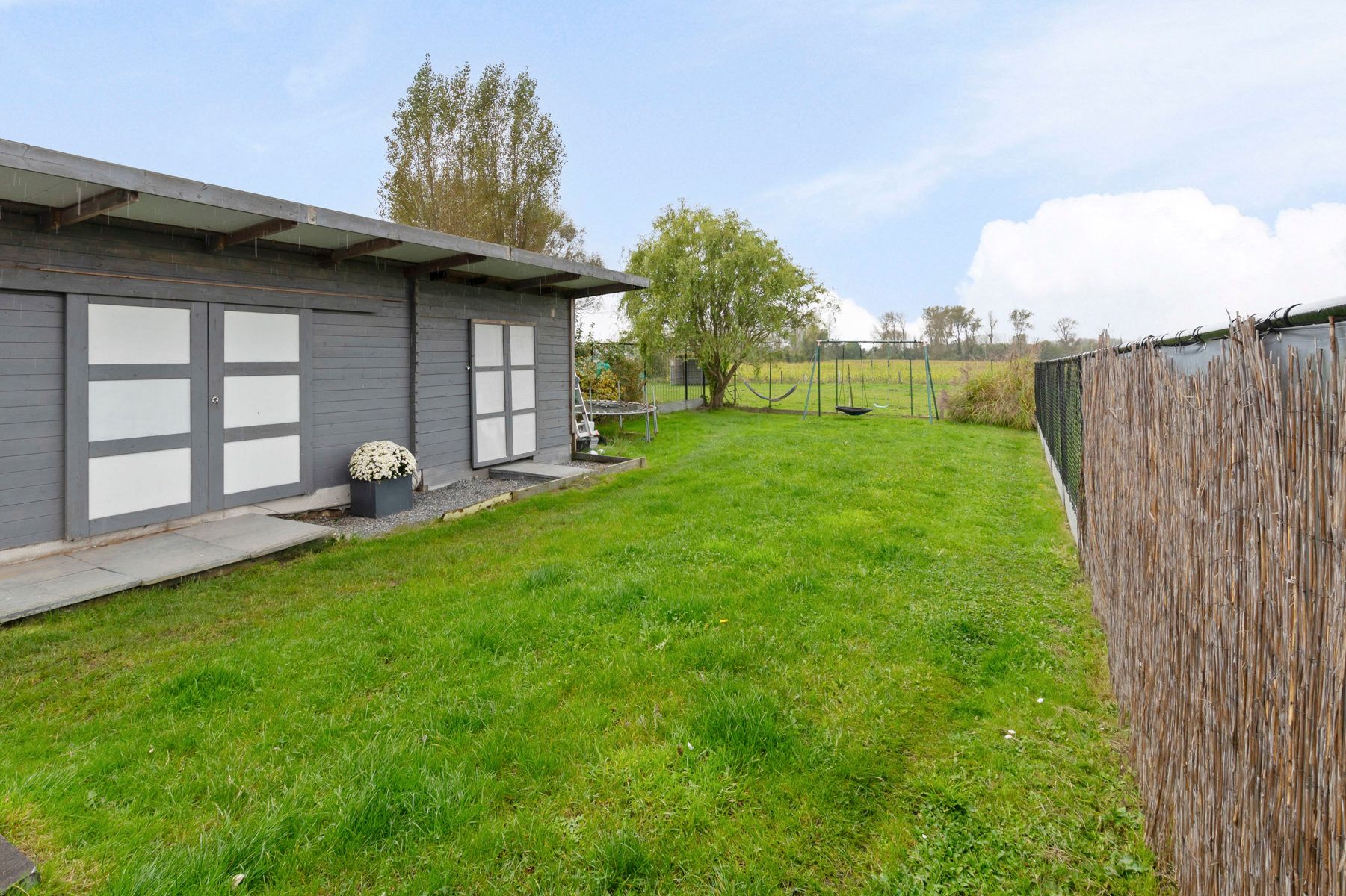 Modern afgewerkte gezinswoning met prachtig vergezicht foto 12