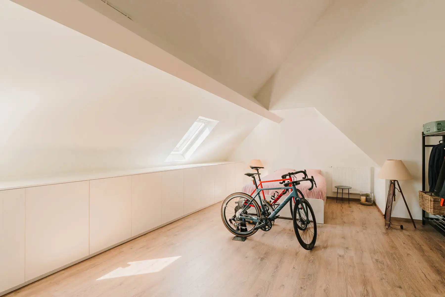 Recent gebouwde, energiezuinige gezinswoning op toplocatie foto 32