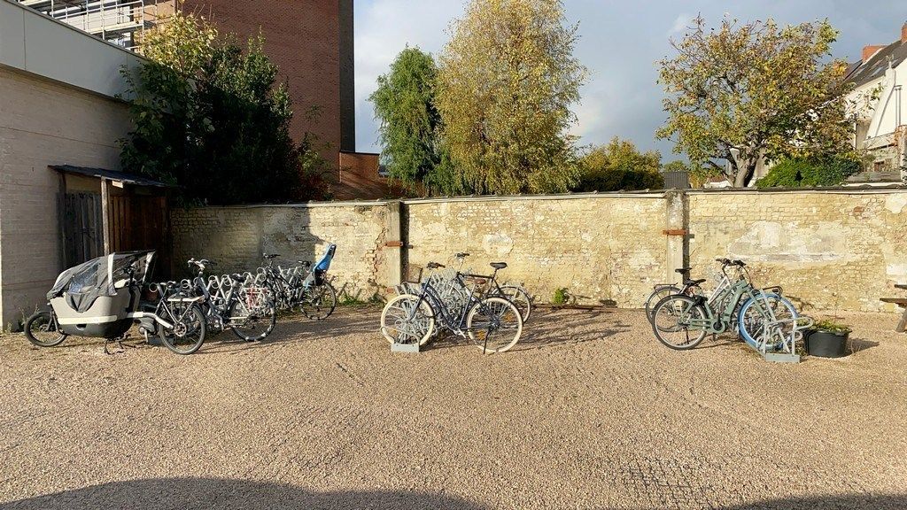 Gerenoveerde kantoorruimte te huur aan Begijnhoflaan in Gent foto 27