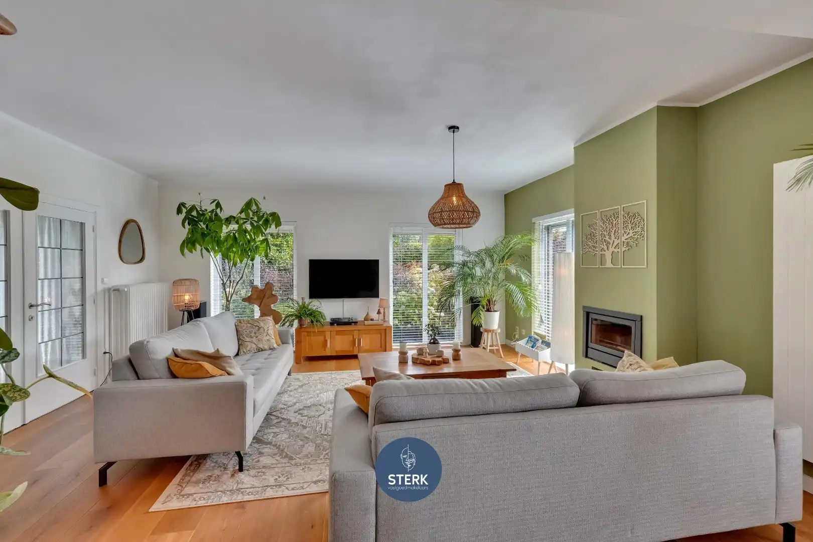 INSTAPKLARE VILLA MET EPC B OP ROYAAL PERCEEL VAN 12A 50CA NABIJ MAASTRICHT !  foto 2