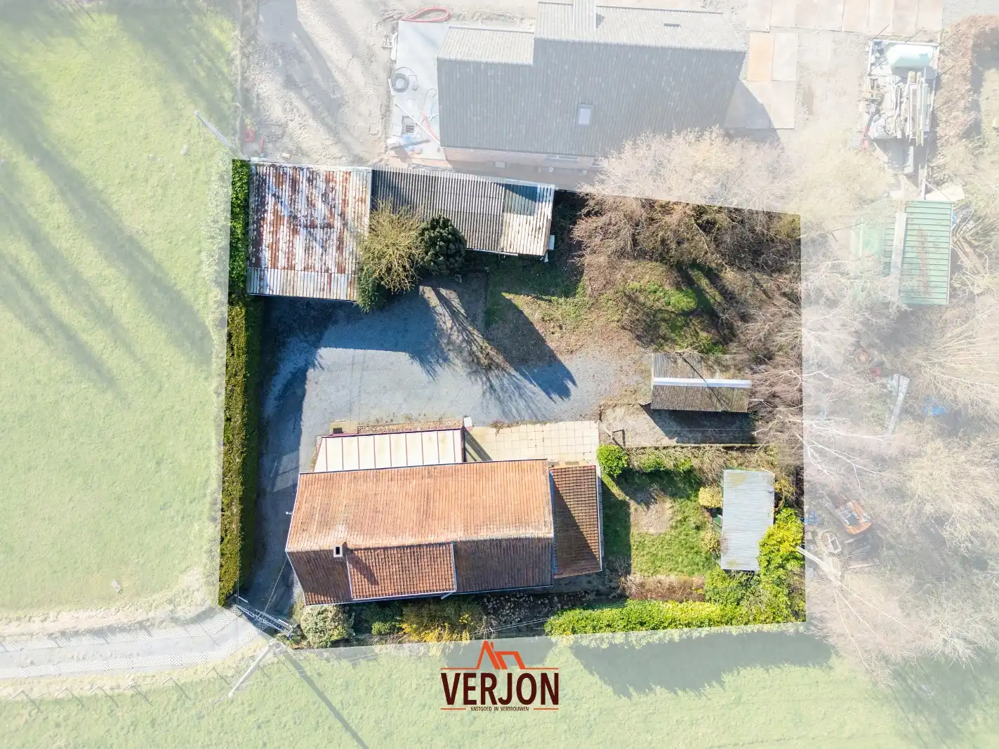 Charmante woning met landelijk karakter, veel ruimte en tal van mogelijkheden! foto 3