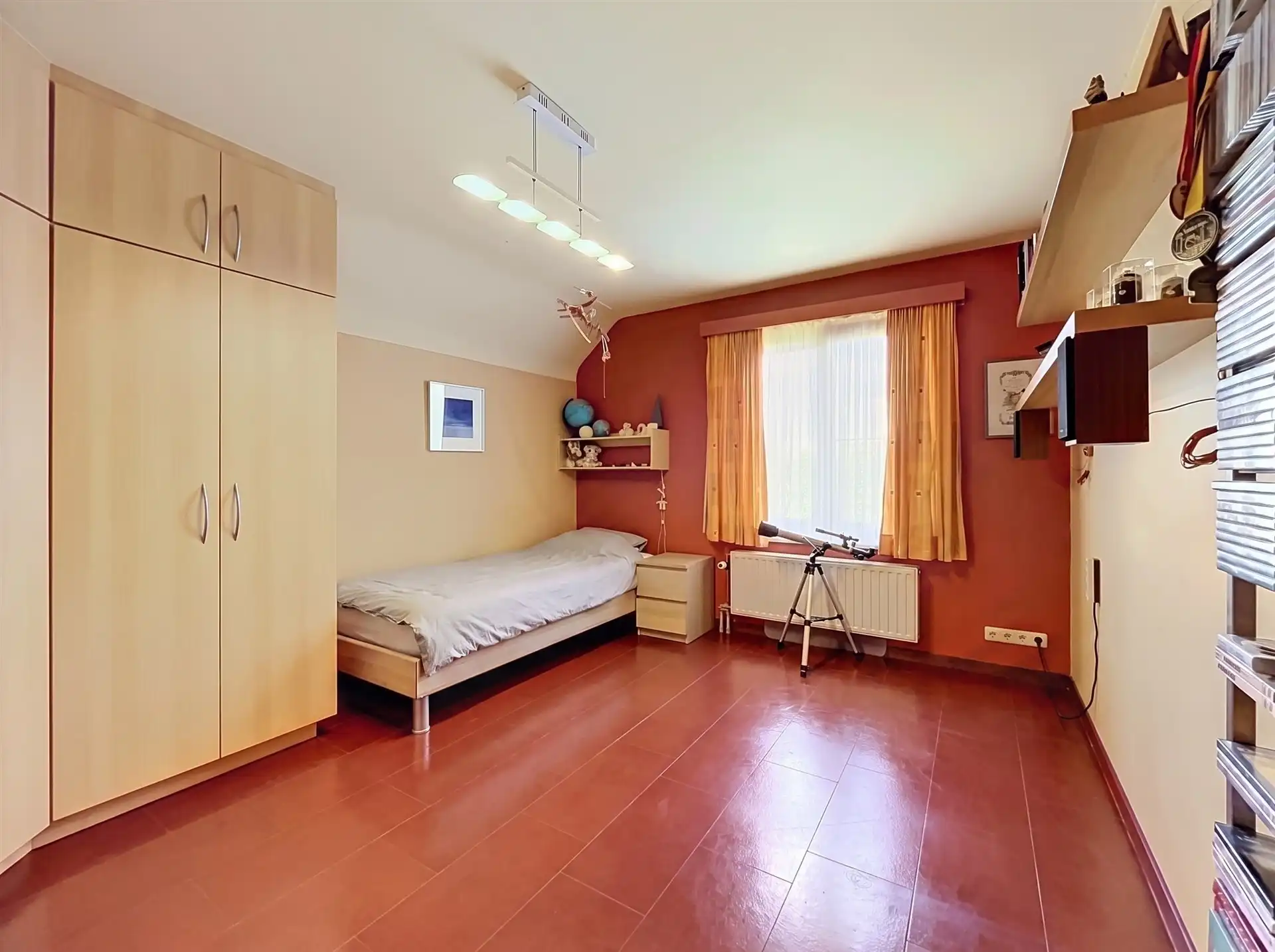 Recente open bebouwing met 5 slaapkamers! foto 21