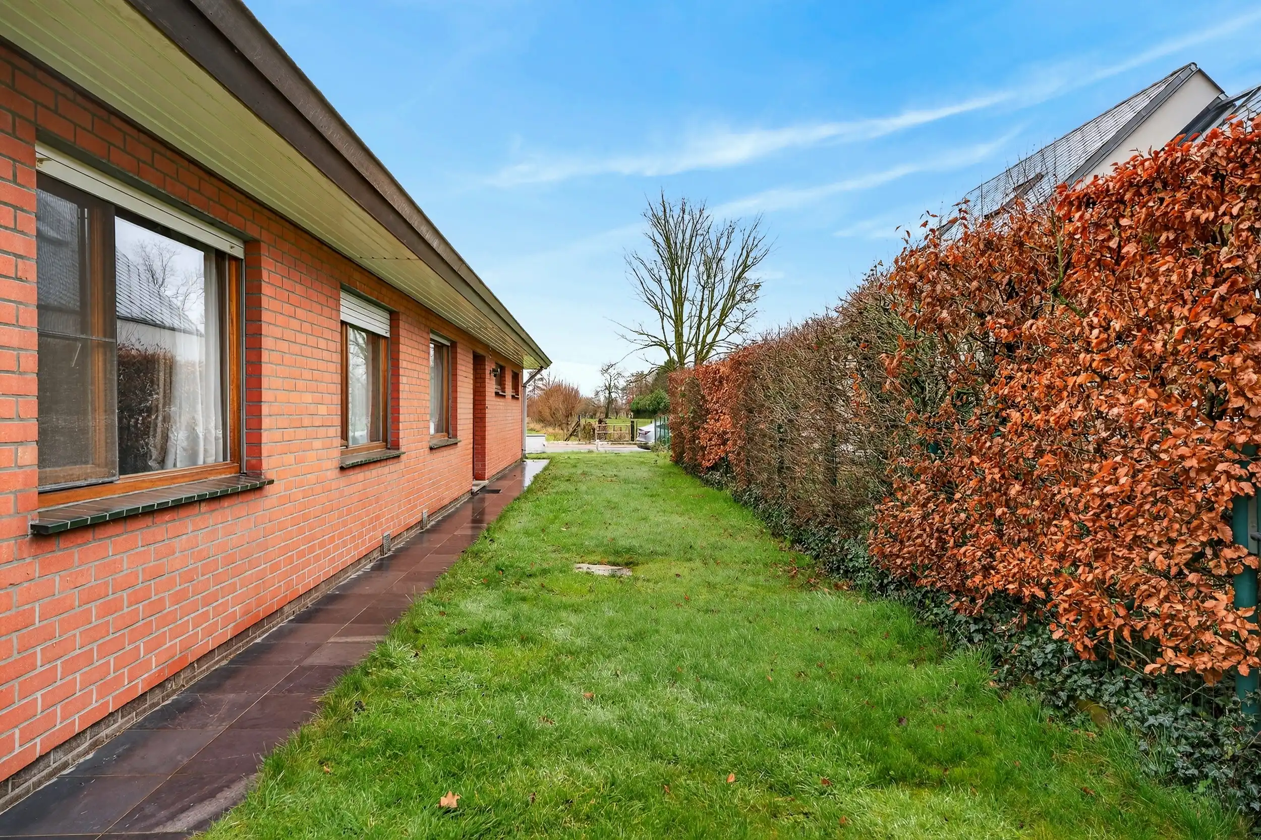 Charmante bungalow met potentieel op topligging te Zele foto 17