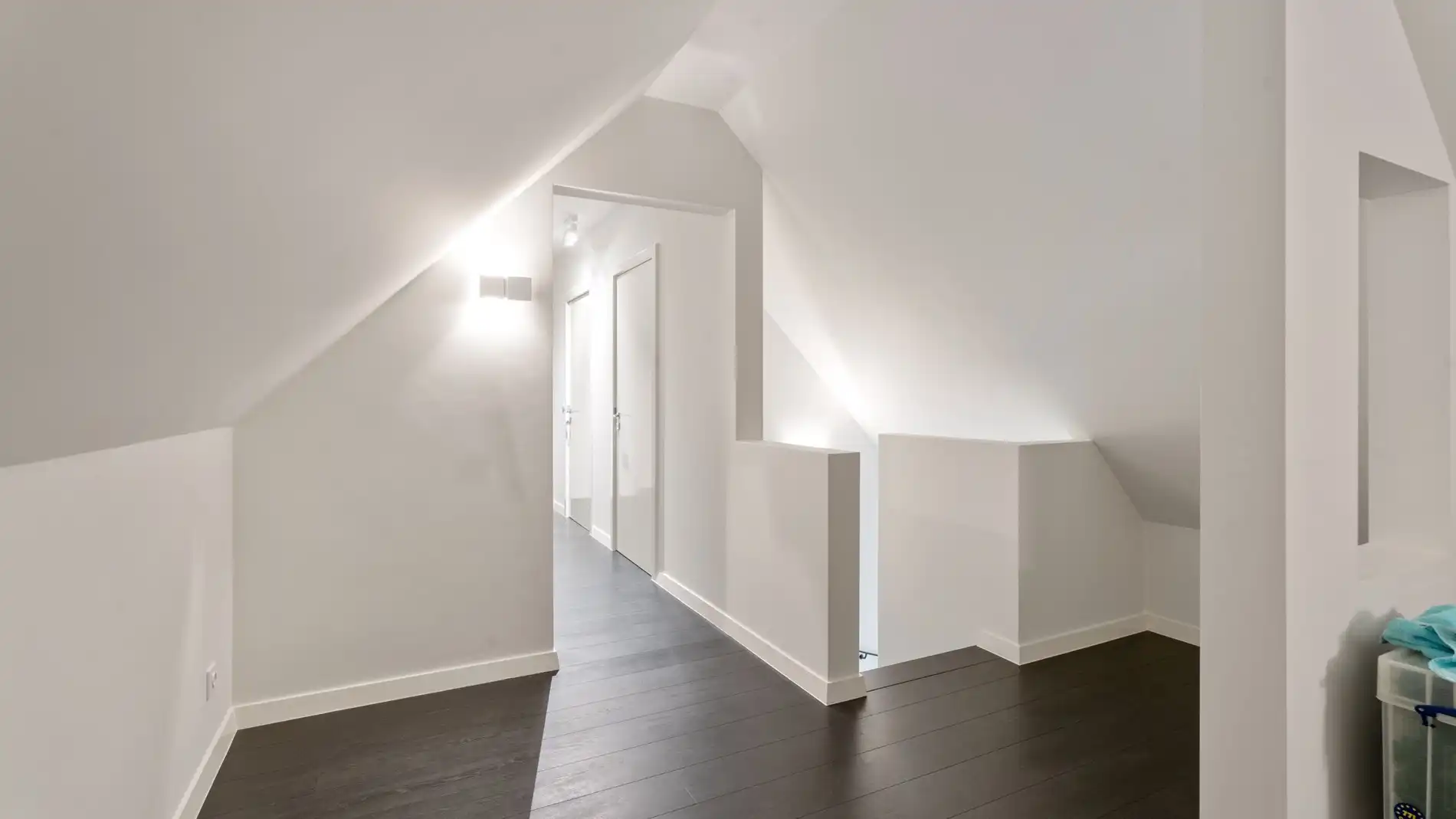 Exclusieve villa gelegen in een rustige, residentiële wijk . foto 22