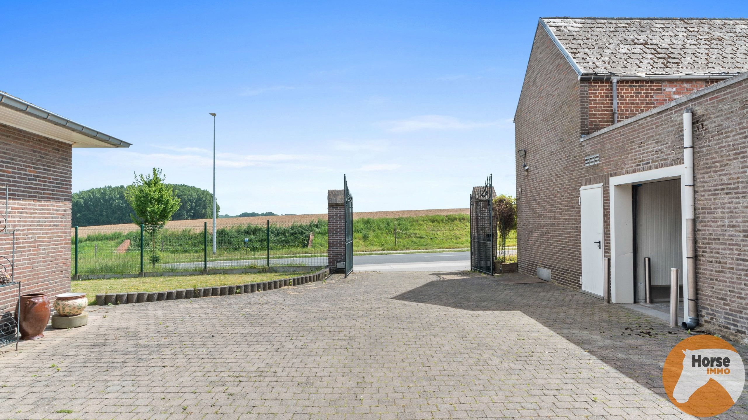 ZWALM - Woning met voormalig vleesverwerkend bedrijf  foto 11