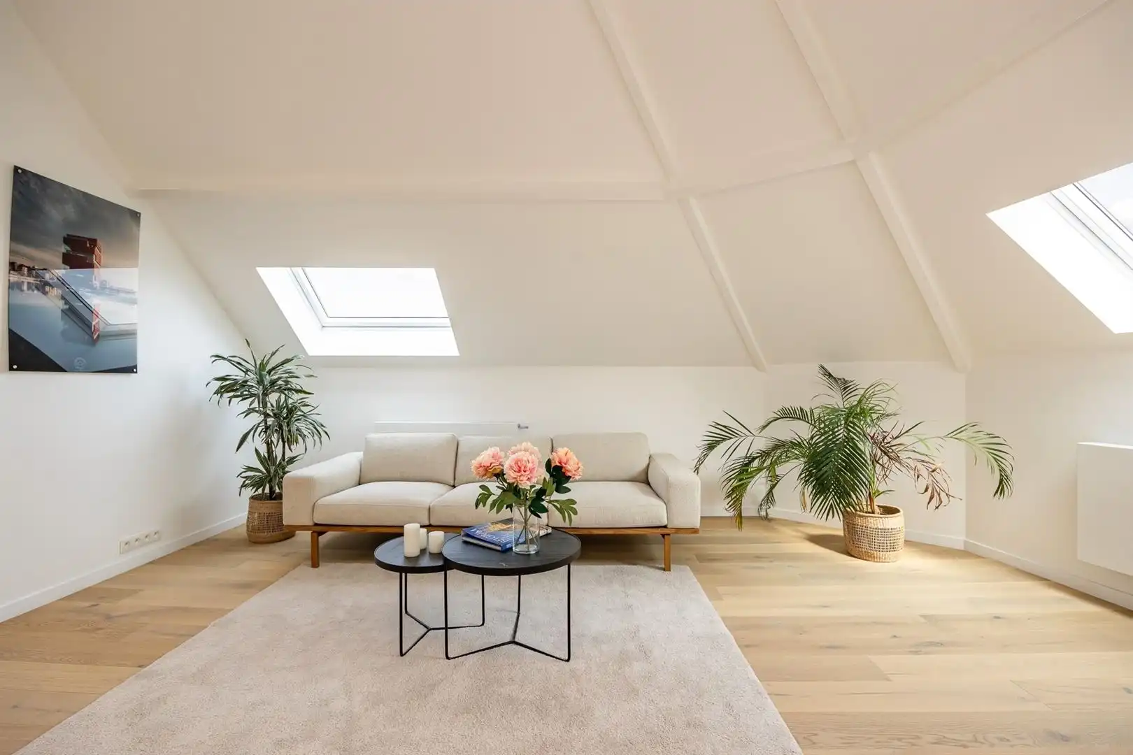 Charmant gerenoveerd appartement met veel lichtinval foto 6