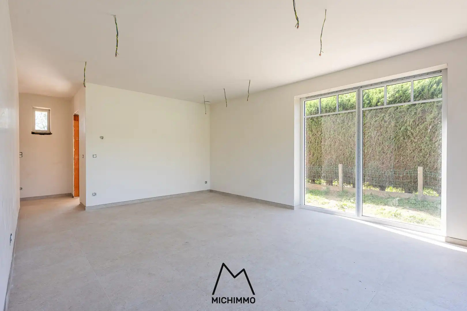 Fantastische nieuwbouwwoning met vier slaapkamers op hele leuke locatie. foto 4
