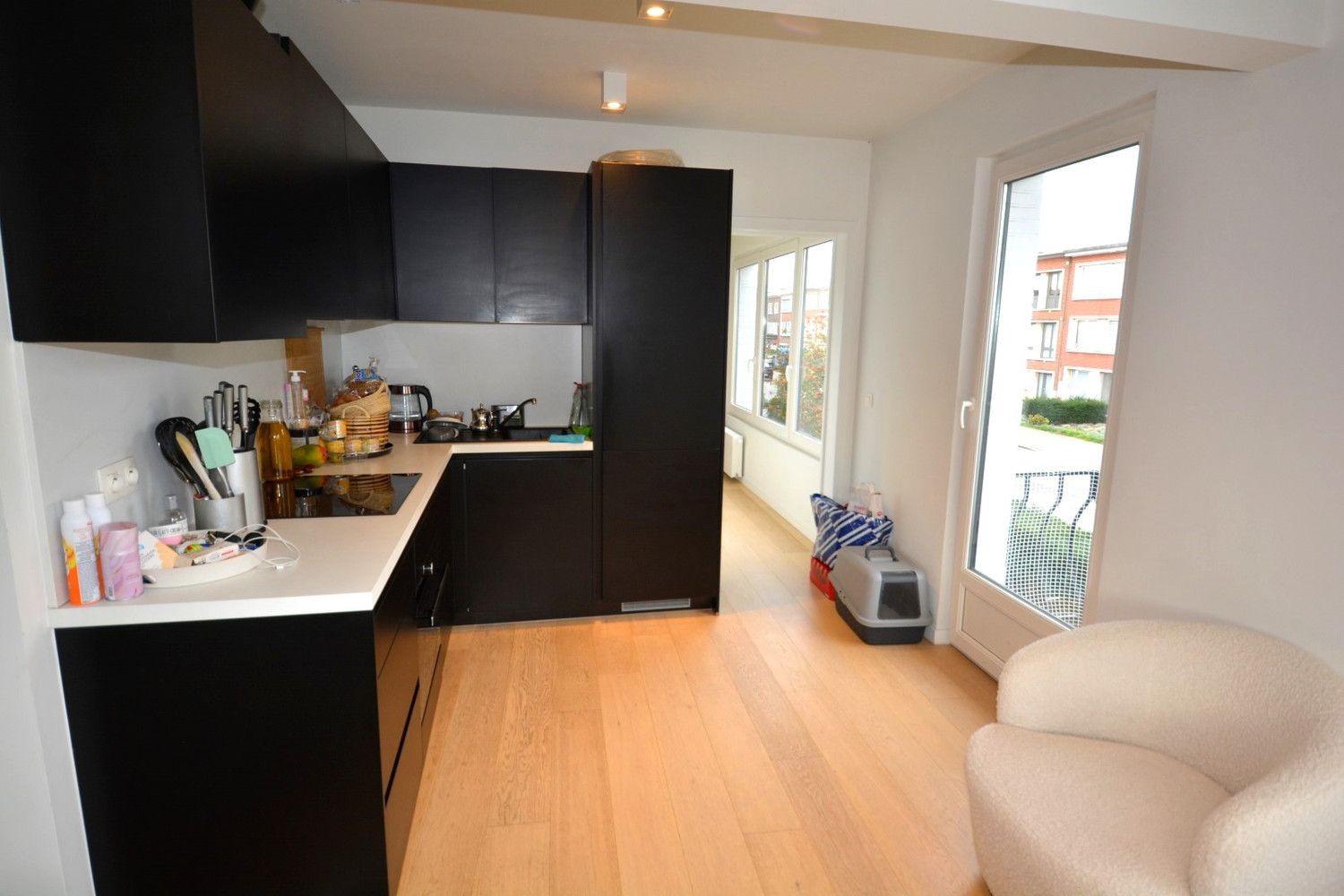 GERENOVEERD APPARTEMENT MET 2 SLAAPKAMERS! foto 4