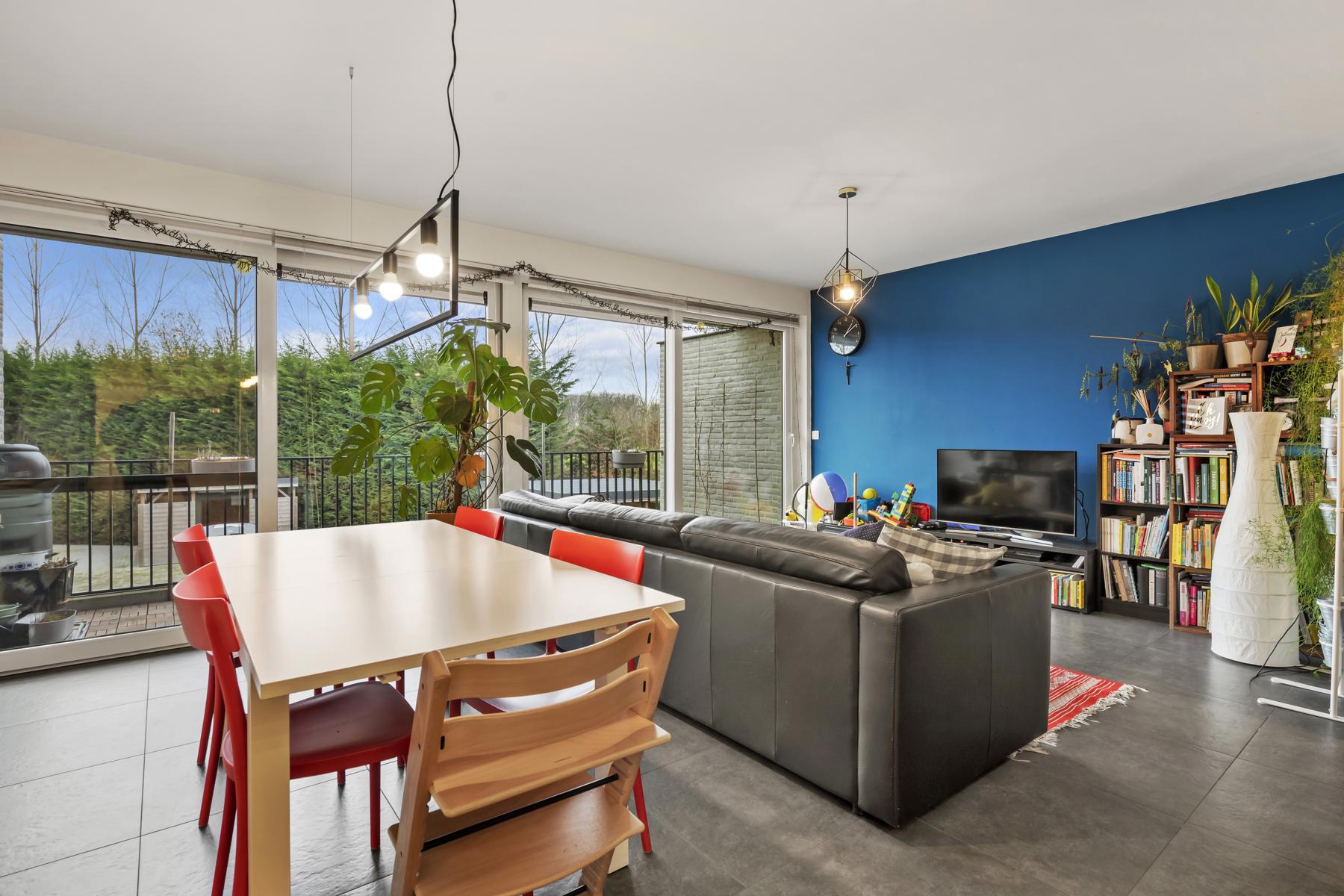 Nieuwbouwappartement 1ste verd met 2 autostaanplaatsen foto 2