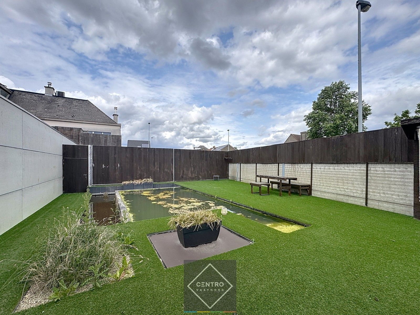 Instapklaar handelspand met wellness, appartement én verhuurde broodjeszaak – toplocatie in Sint-Eloois-Winkel (Ledegem). foto 17