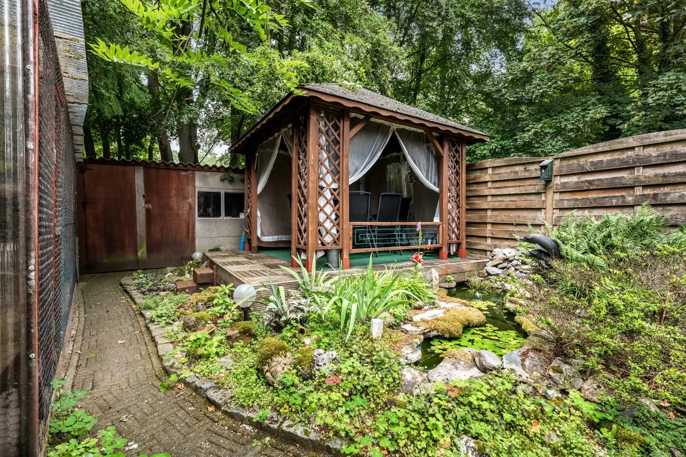 Charmante te renoveren HOB met 2 à 3 slpk. en ruime tuin in Kapellen foto 21
