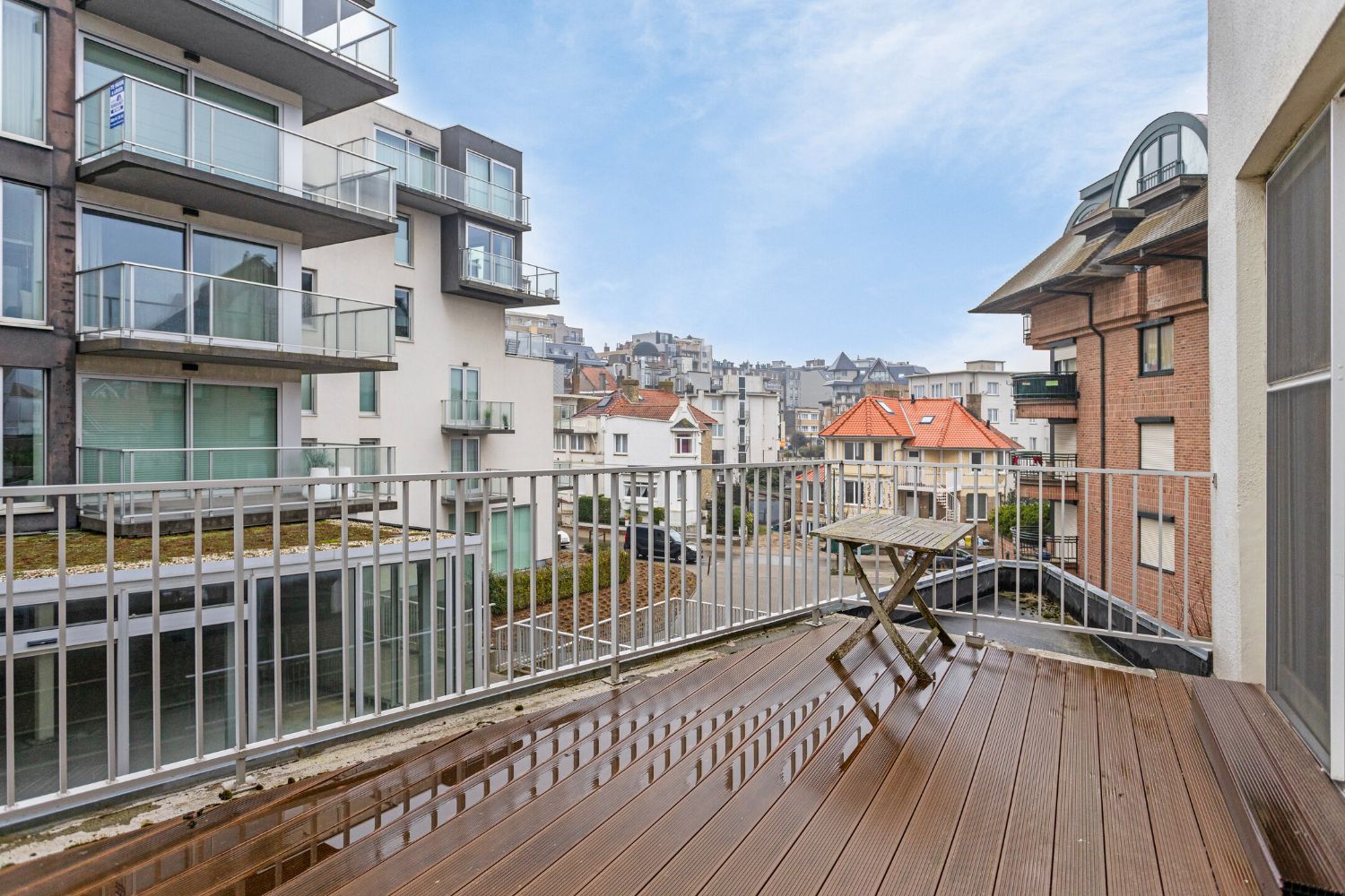 Prachtig appartement vlakbij zee te koop! foto 2