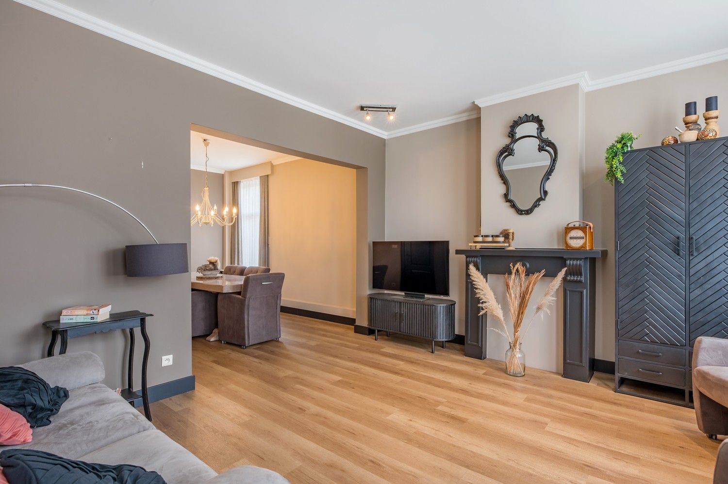 INSTAPKLARE WONING I ZWEMBAD I 4 SLPK foto 7