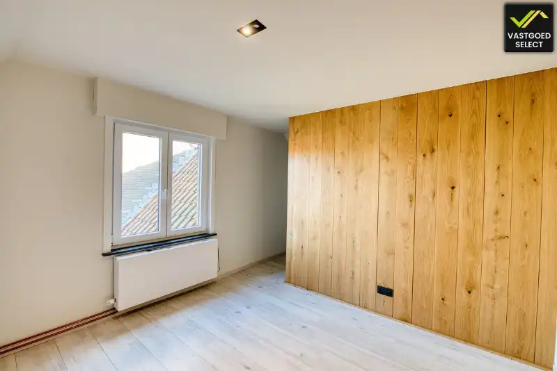 Halfopen bebouwing met 3 slaapkamers op 1358 m2, terras en ruime tuin te Adegem foto 12