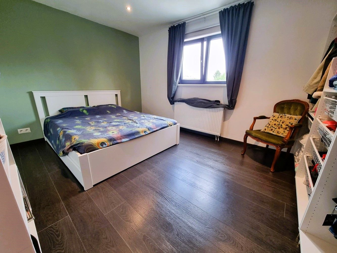 Dakappartement met 2 slaapkamers, ruim terras en tuin. Staanplaats inbegrepen. foto 9