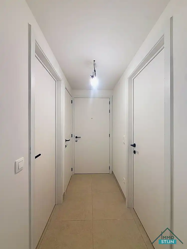 Goed gelegen appartement met parkeerplaats foto 2