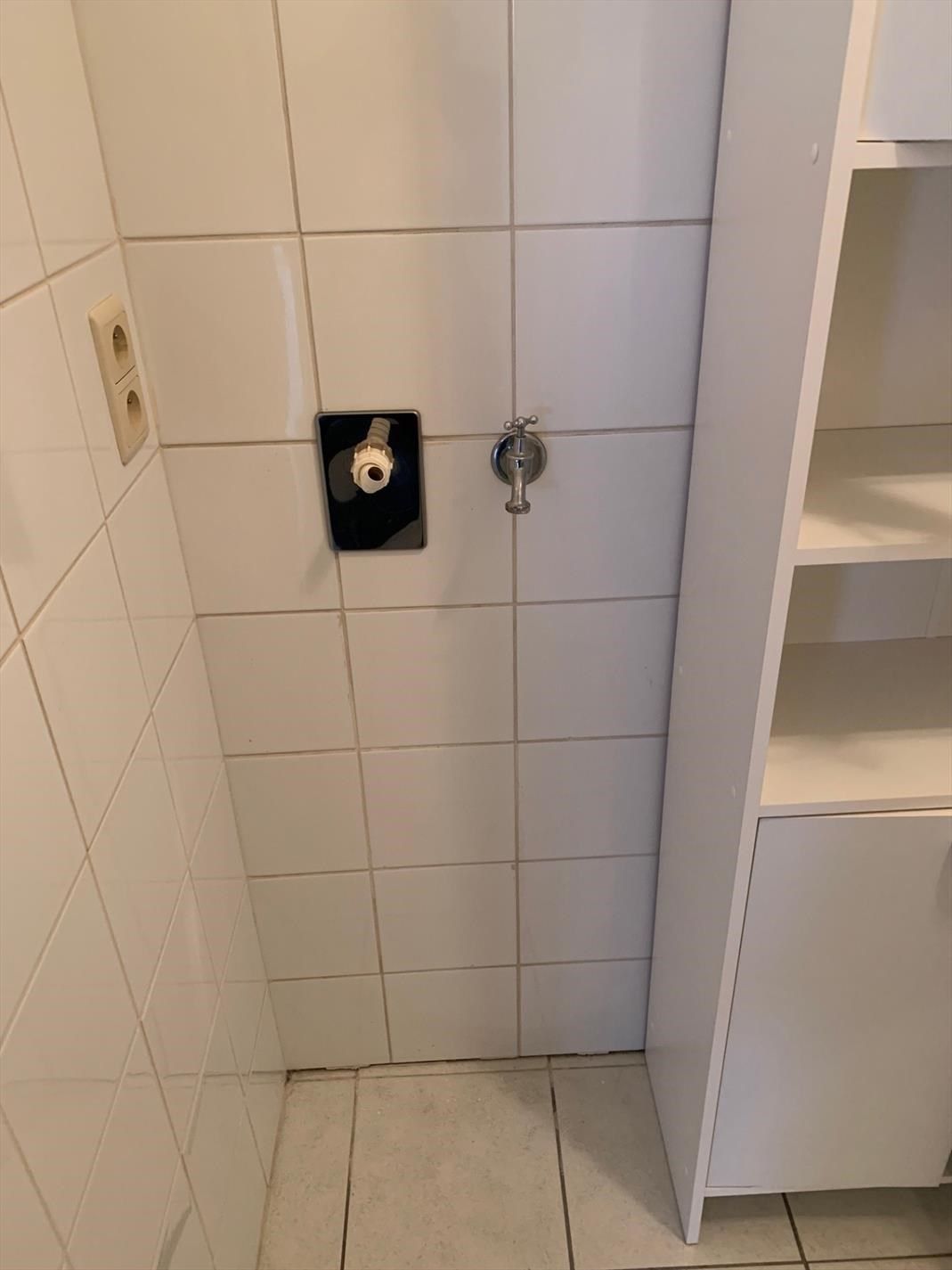 Ongemeubeld tweeslaapkamerappartement met prachtig zicht vanop groot terras foto 5