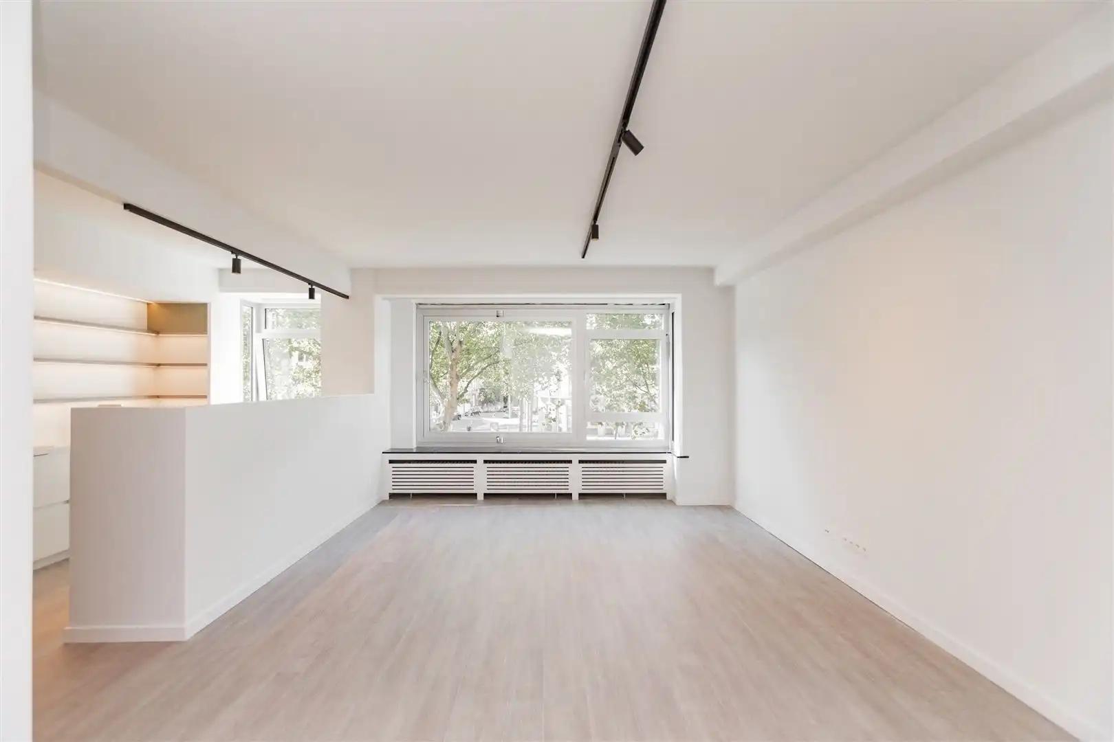 Stijlvol gerenoveerd appartement foto 2