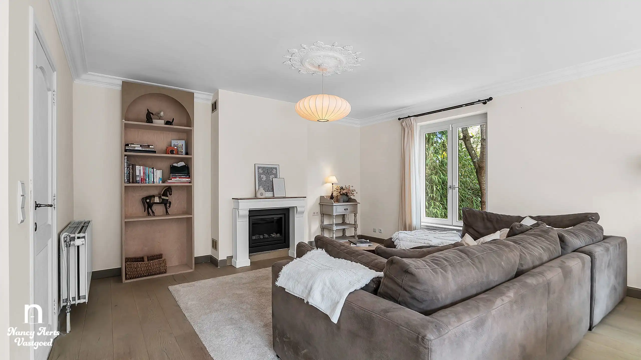 Veelzijdige villa met bijna 20 are groen en aparte woonunit foto 5