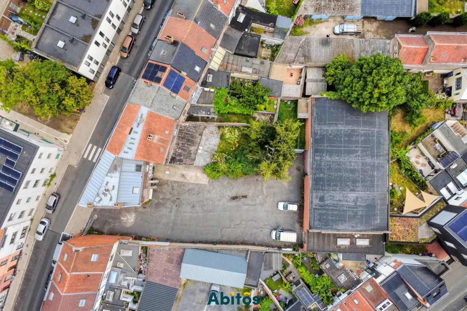 Opbrengsteigendom met 2 woningen, loods en garage in Gent foto 10