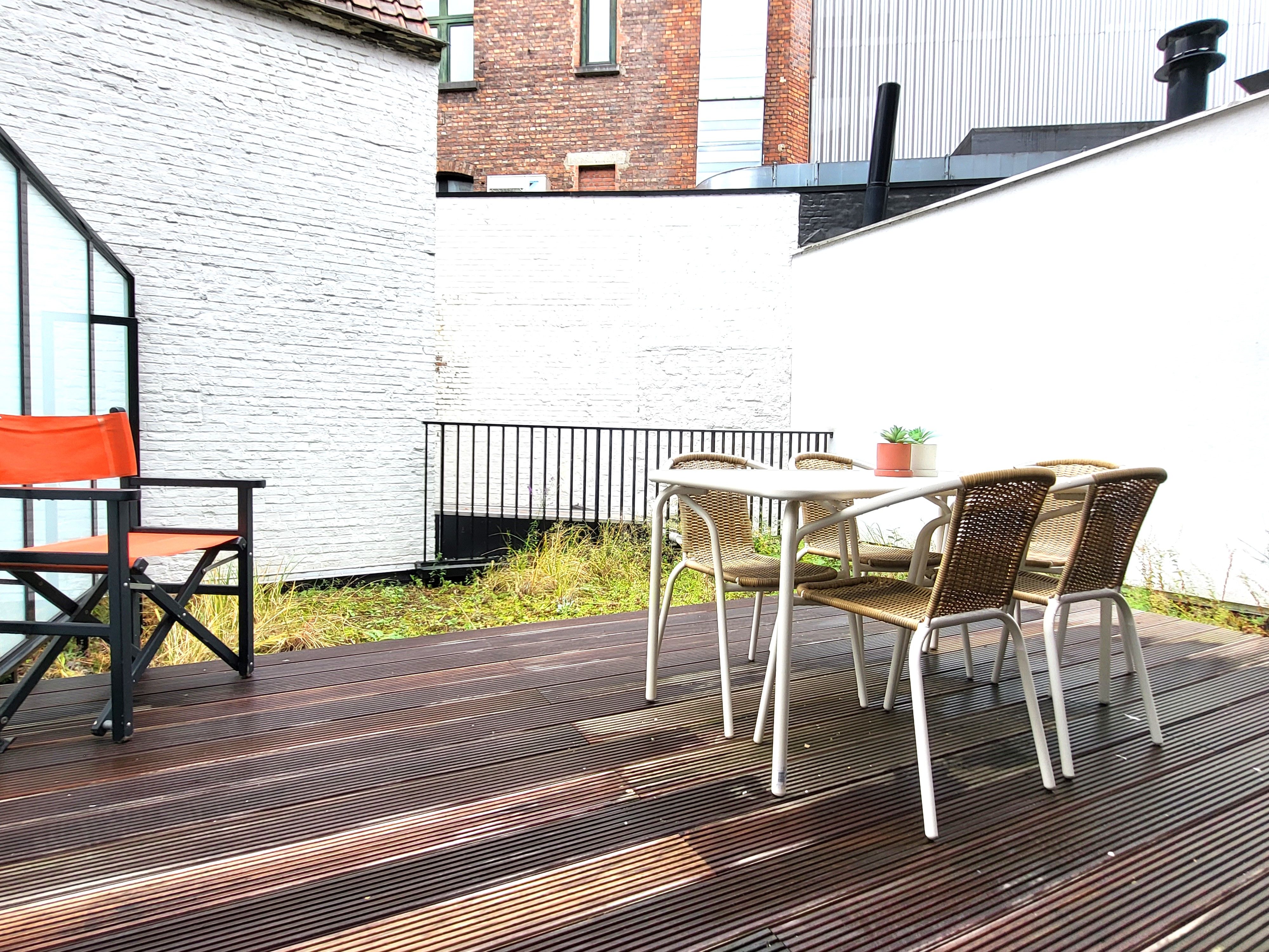 Prachtig energiezuinig appartement met 2 slaapkamers en zonnig terras, in het centrum van de Stad Gent! foto 4