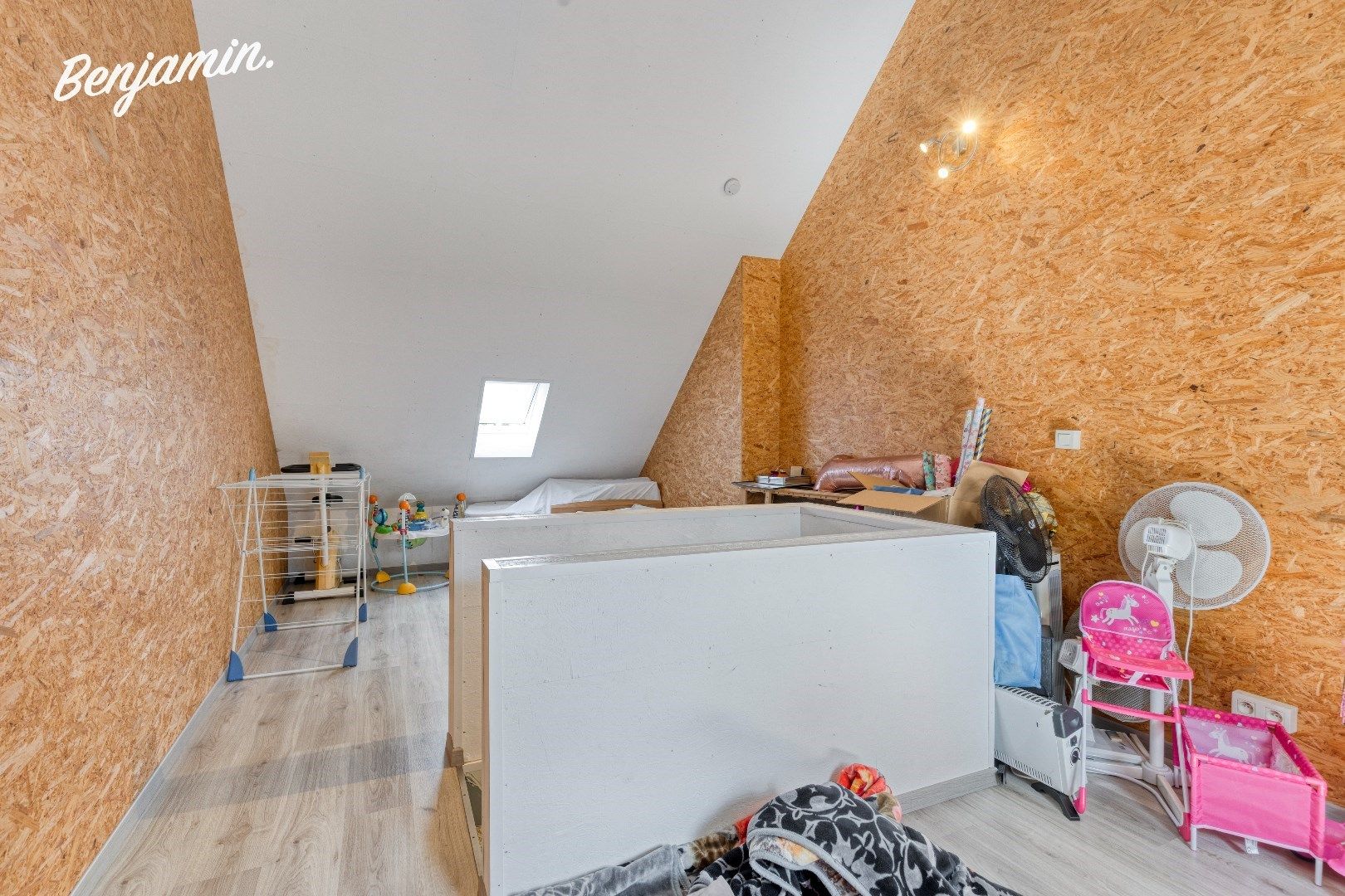 Instapklare woning met 3 slaapkamers in Kortrijk-centrum foto 11