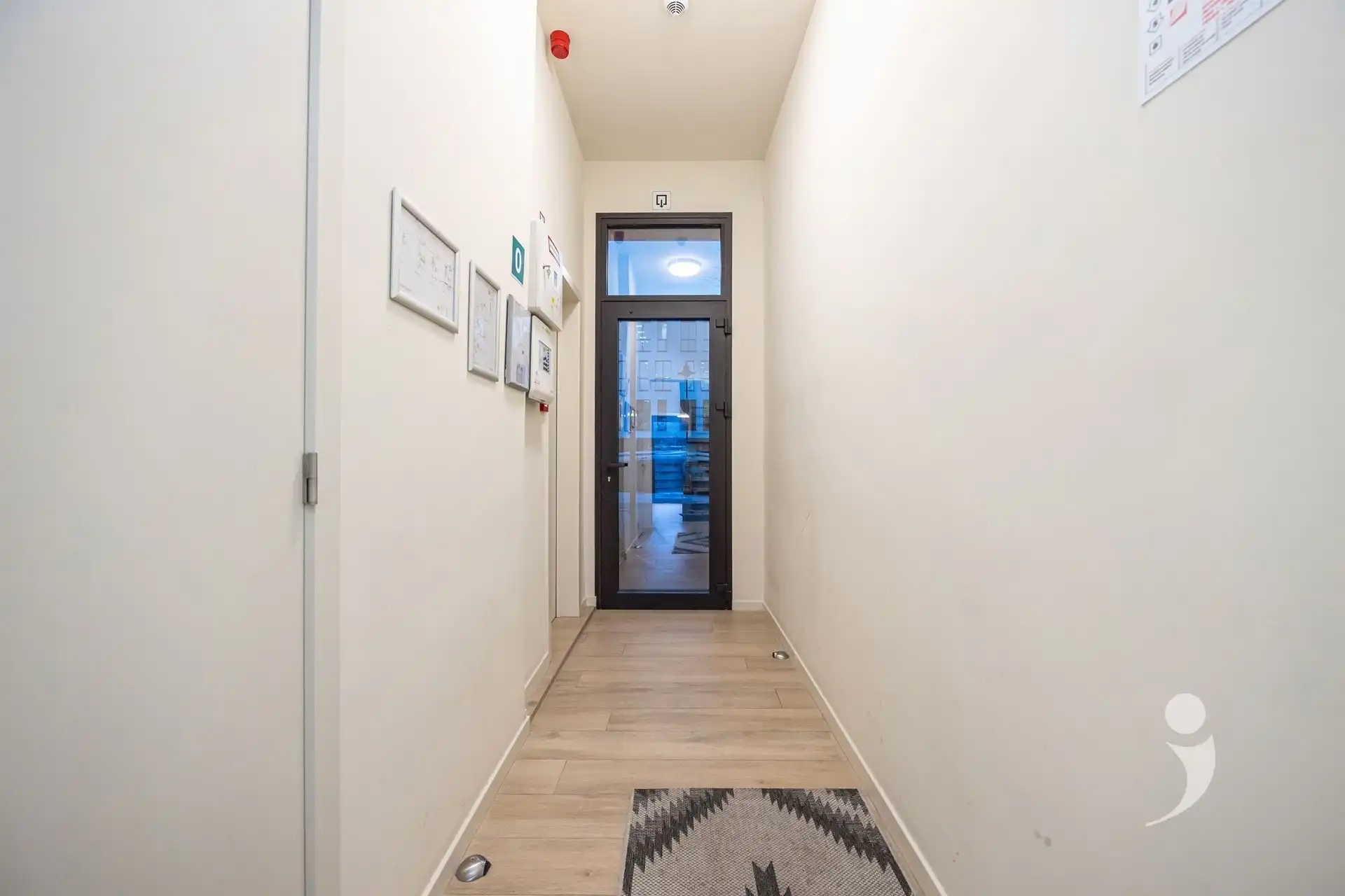 Opbrengsteigendom met 5 gerenoveerde studentenkamers foto 16