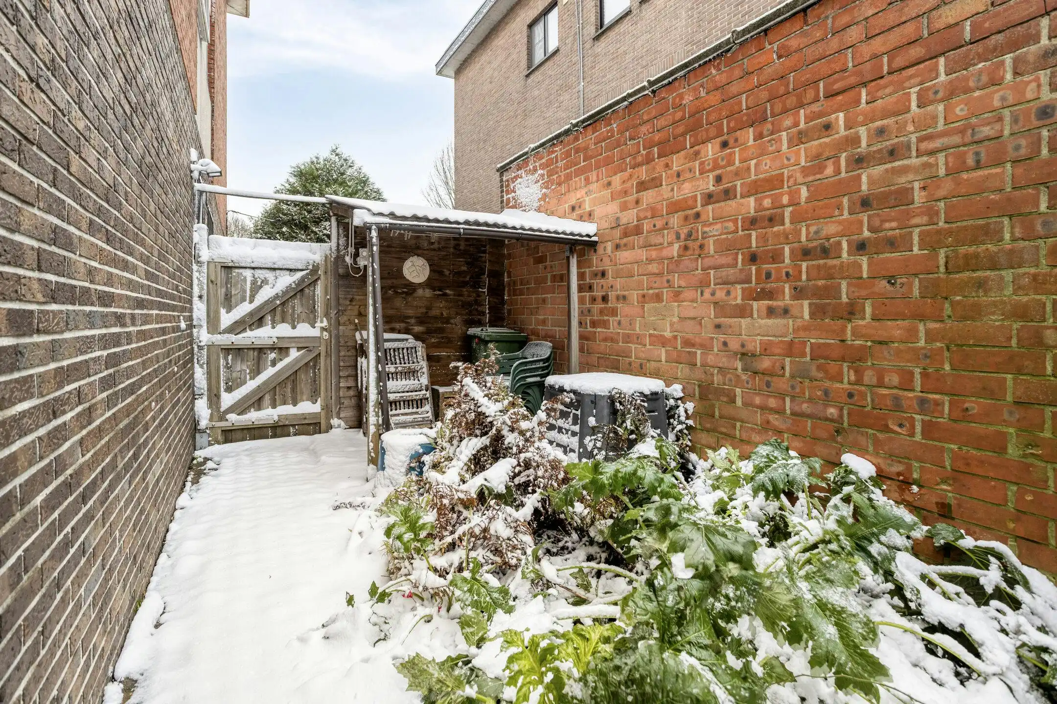 Te renoveren appartement van ca. 110 m² te koop in Wilrijk foto 22