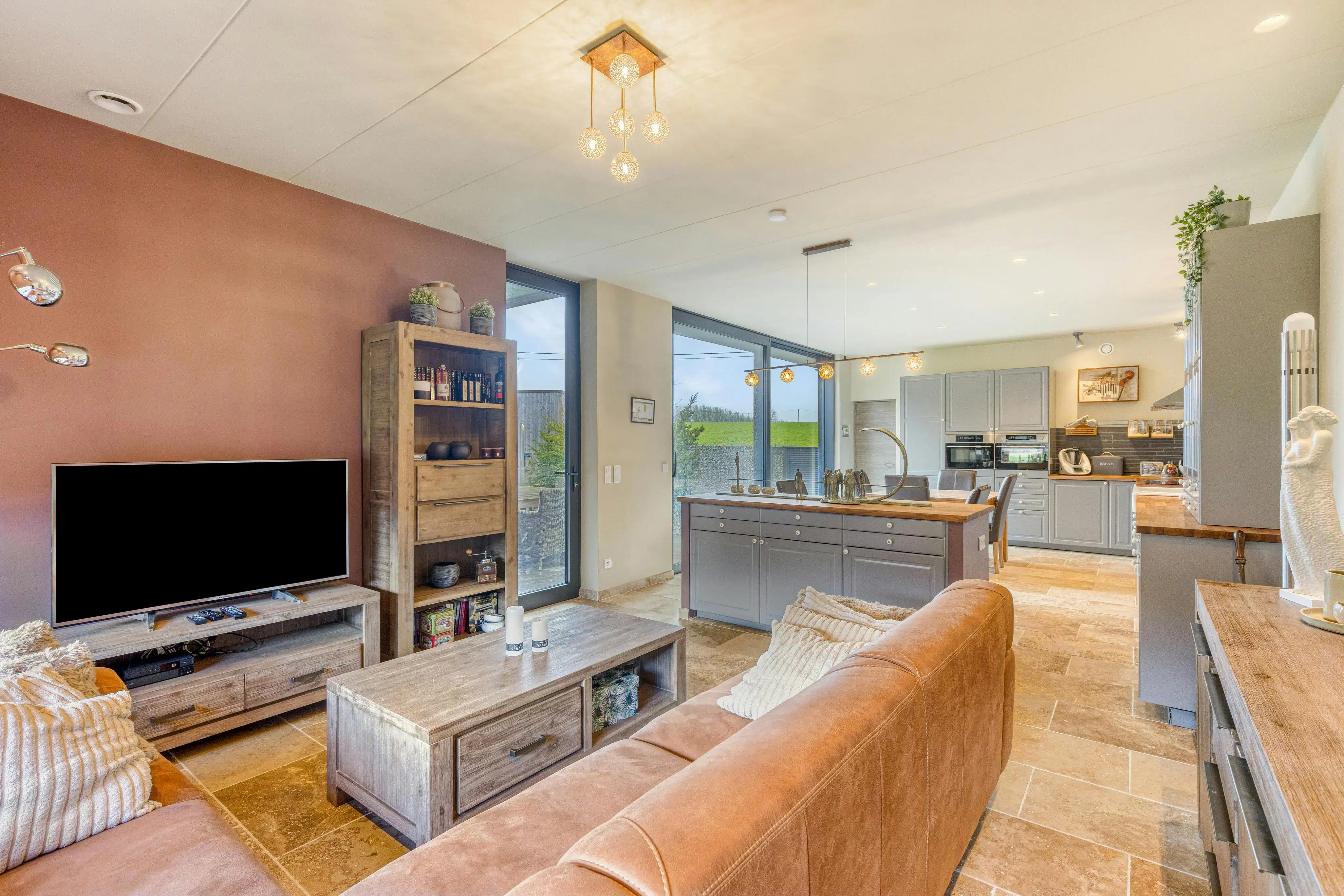Gerenoveerd huis met wellness te koop in Zottegem foto 3