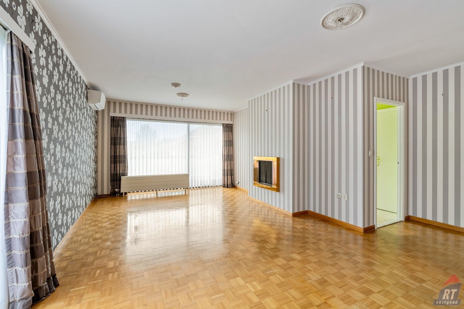 Gunstig gelegen appartement met 2 slaapkamers en een autostaanplaats foto 4