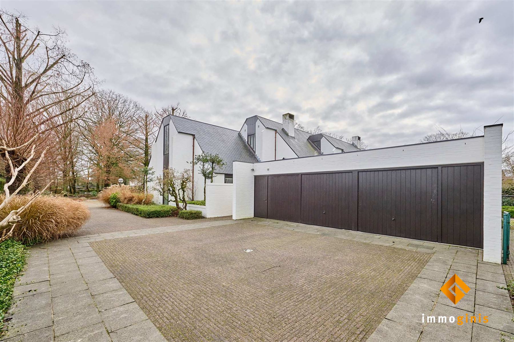 Ruime woning met 3 slaapkamers en dubbele garage op wandelafstand van het centrum van Bocholt! foto 18