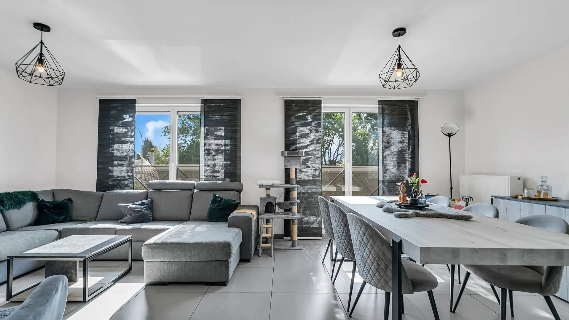 Modern en energiezuinig appartement met 2 slaapkamers te Maasmechelen foto 2