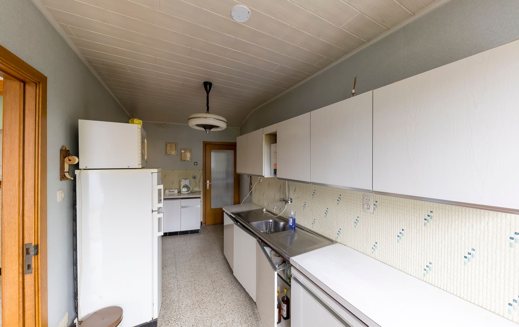 TE KOOP: Interessante renovatiewoning: zeer ruime, (halfopen) woning op gunstige ligging nabij het centrum van Bree foto 15