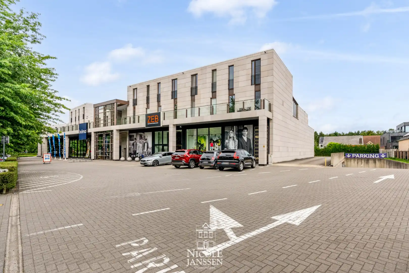 Prachtig luxeappartement met twee slaapkamers en ruim terras nabij centrum  foto 26