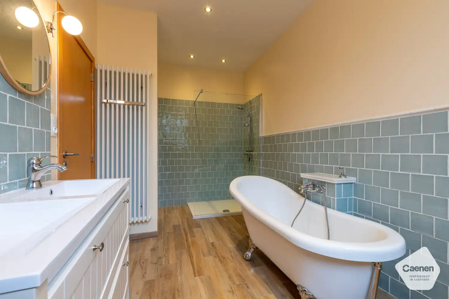 Charmante halfopen woning met tuin en garage in het centrum van Ruddervoorde. foto 7