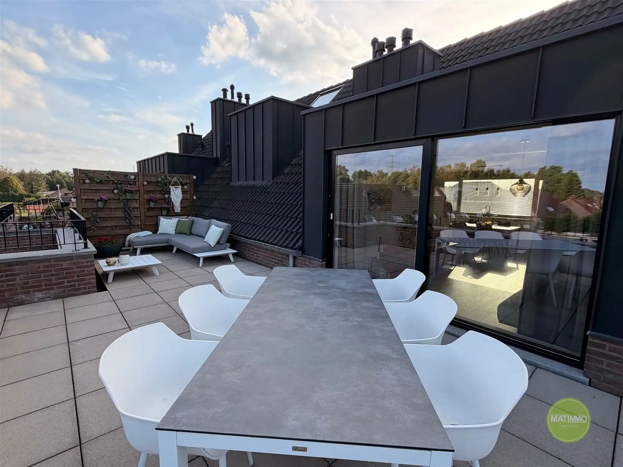 BEMEUBELD DAKAPPARTEMENT MET RUIM TERRAS IN MOL foto 27