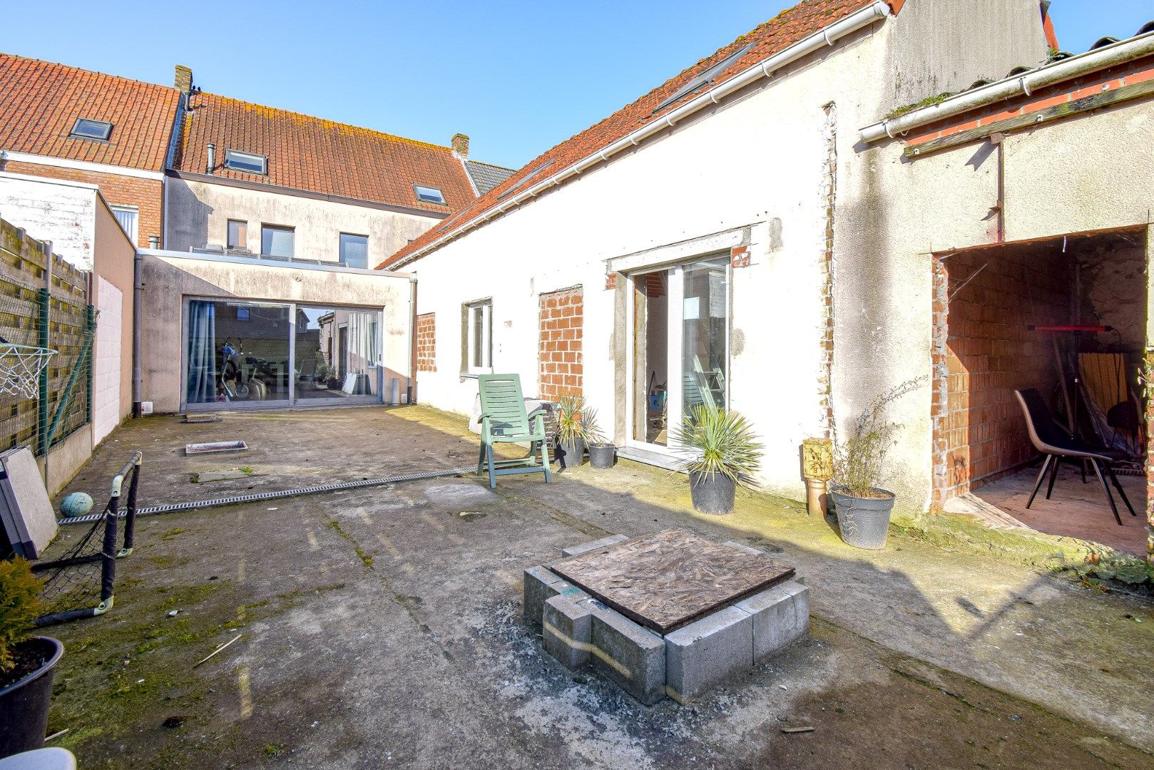 Woning met 5 slaapkamers en handelsmogelijkheid nabij centrum Gistel foto 17