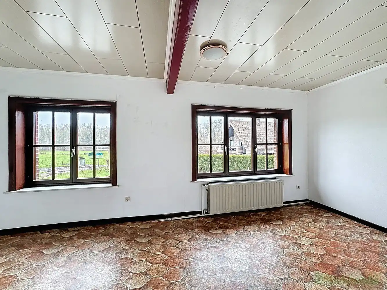 Karaktervolle gezinswoning met 3 slaapkamers en garage in het groene Aaigem foto 13