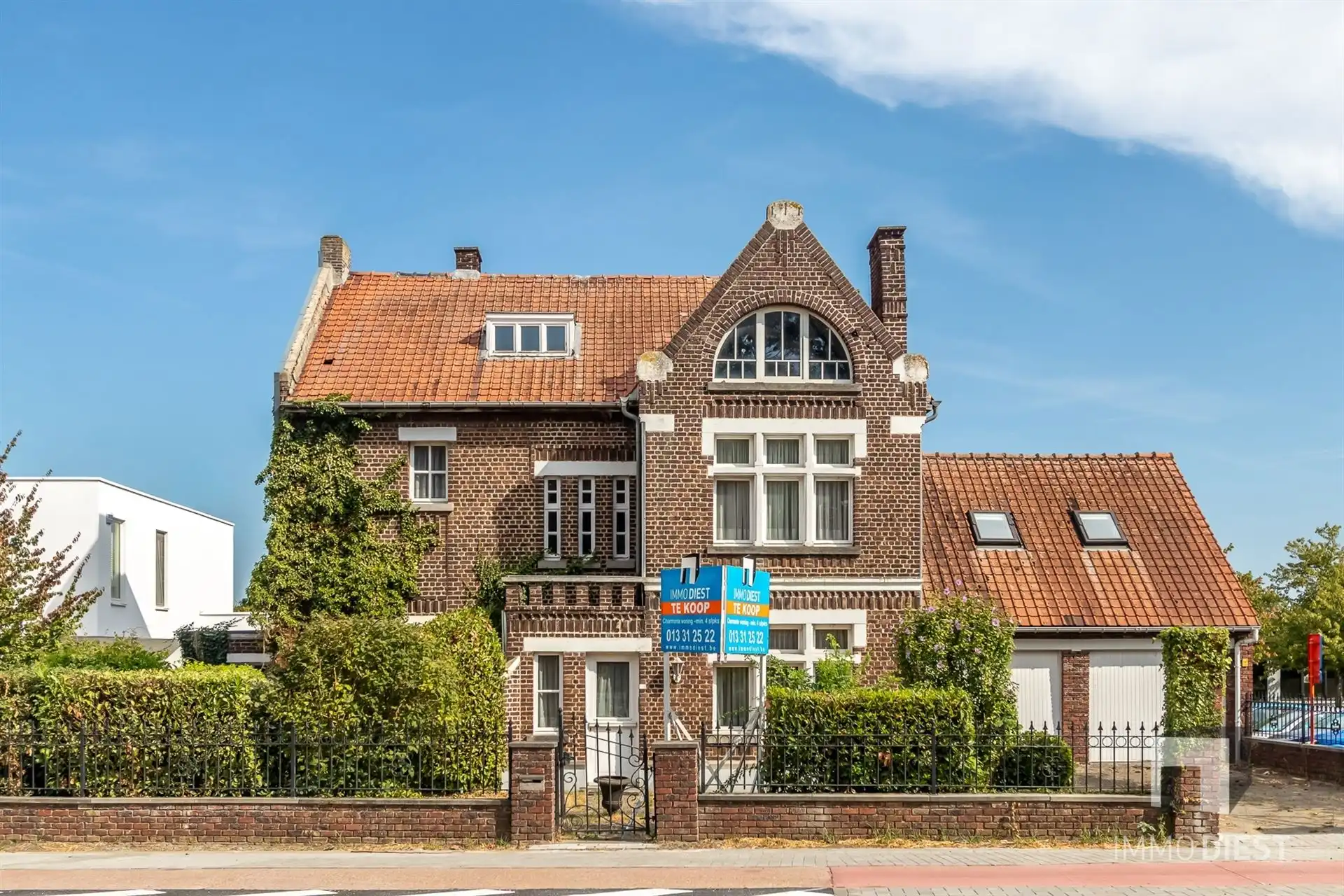 Hoofdfoto van de publicatie: Elegante woning met vele mogelijkheden, gezellige tuin en dubbele garage