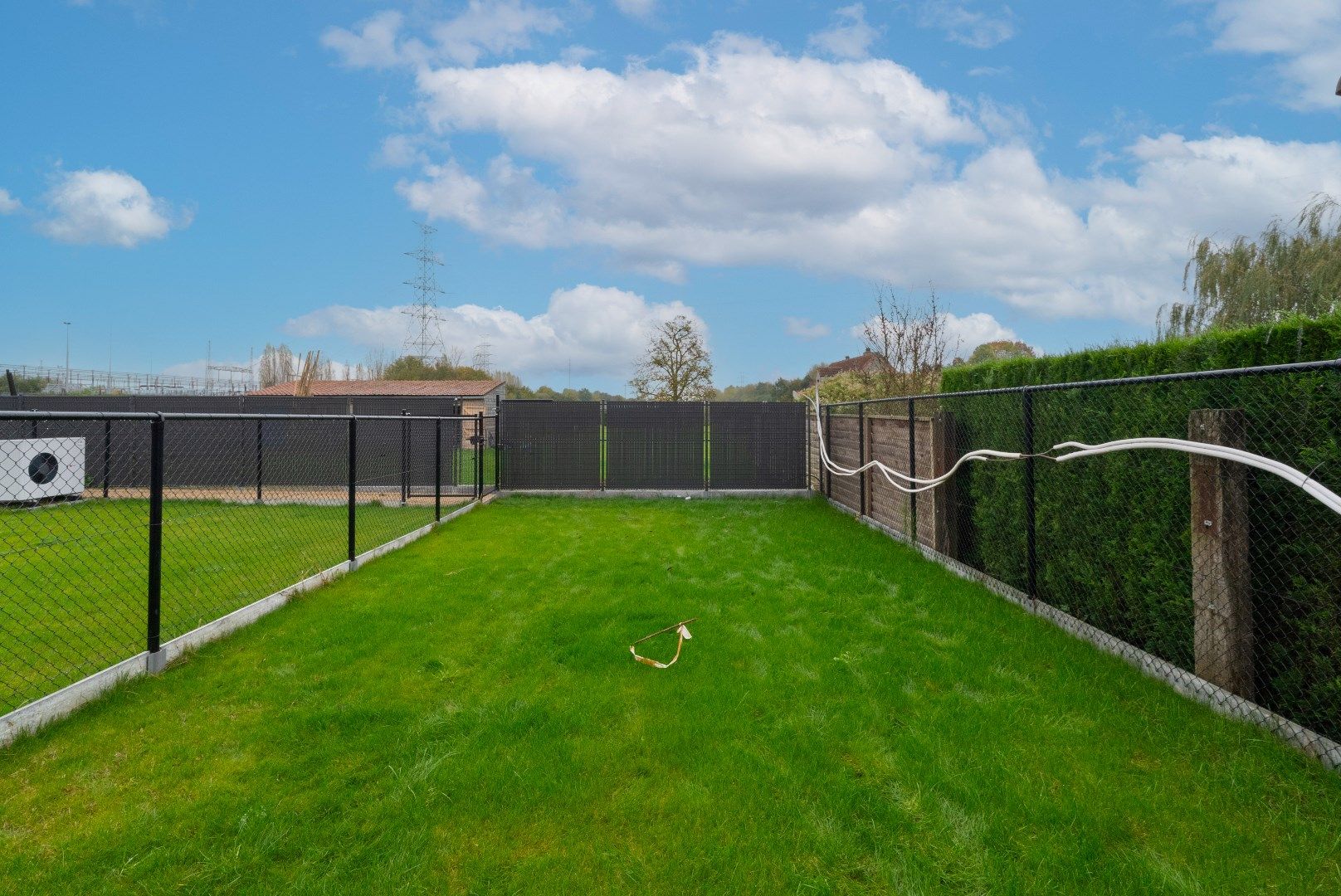 CASCO-GEZINSWONING MET 3 SLAAPKAMERS EN TUIN foto 8