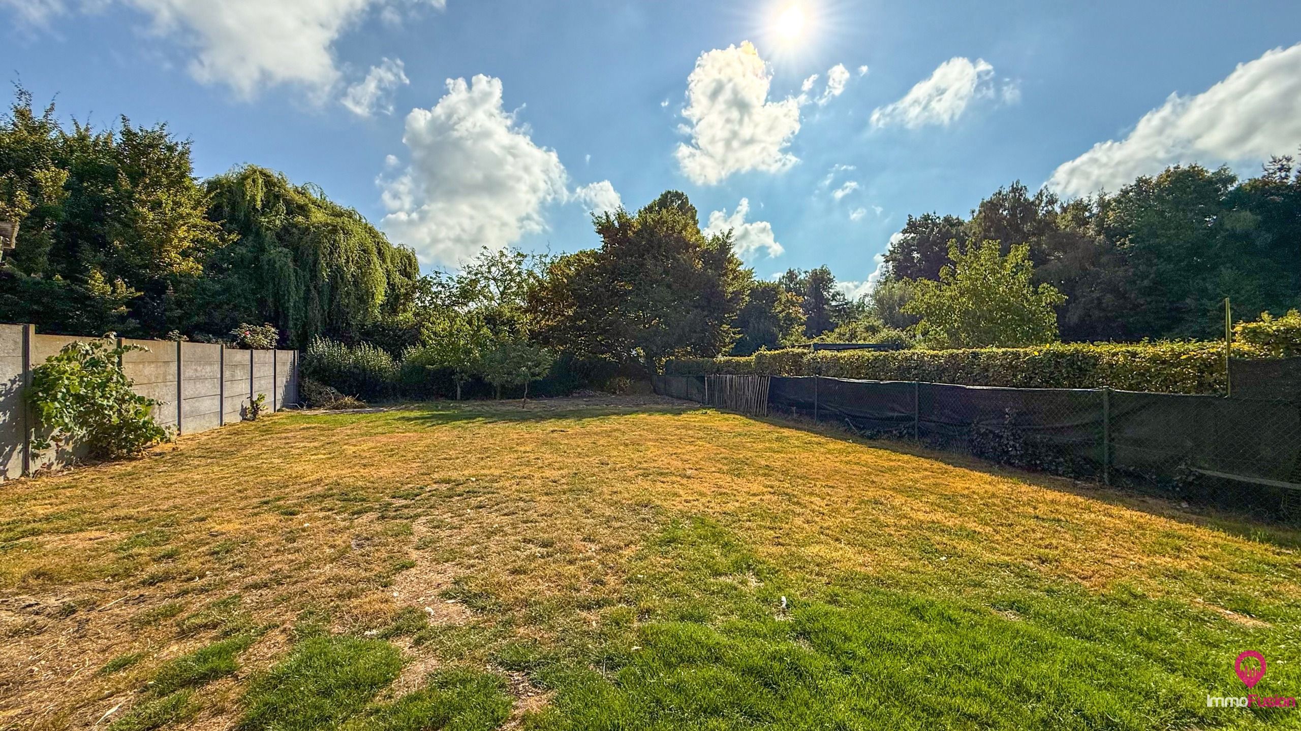 Te renoveren woning met grote tuin in doodlopende straat! foto 31