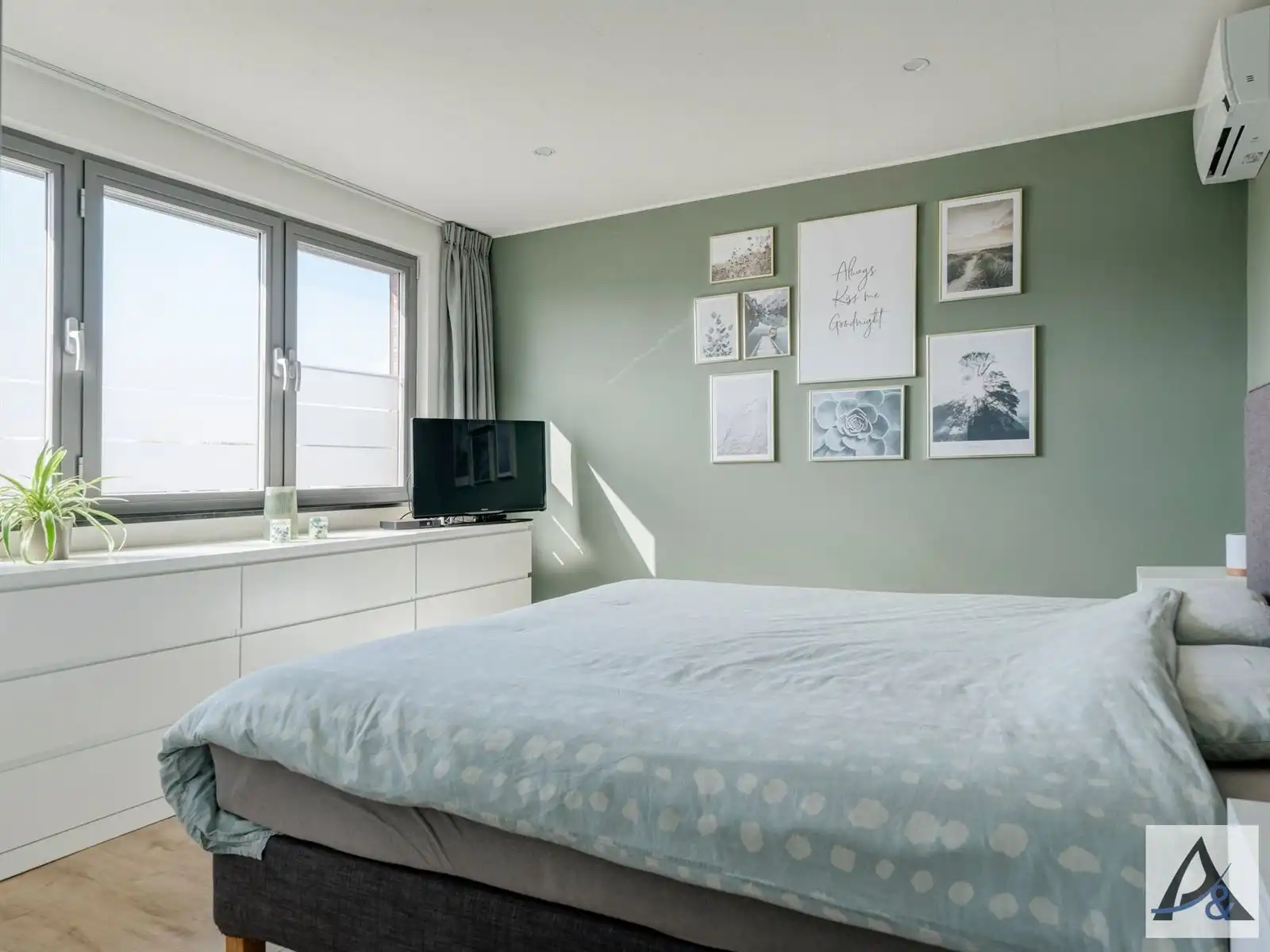 Instapklare eengezinswoning met prachtige tuin! foto 27