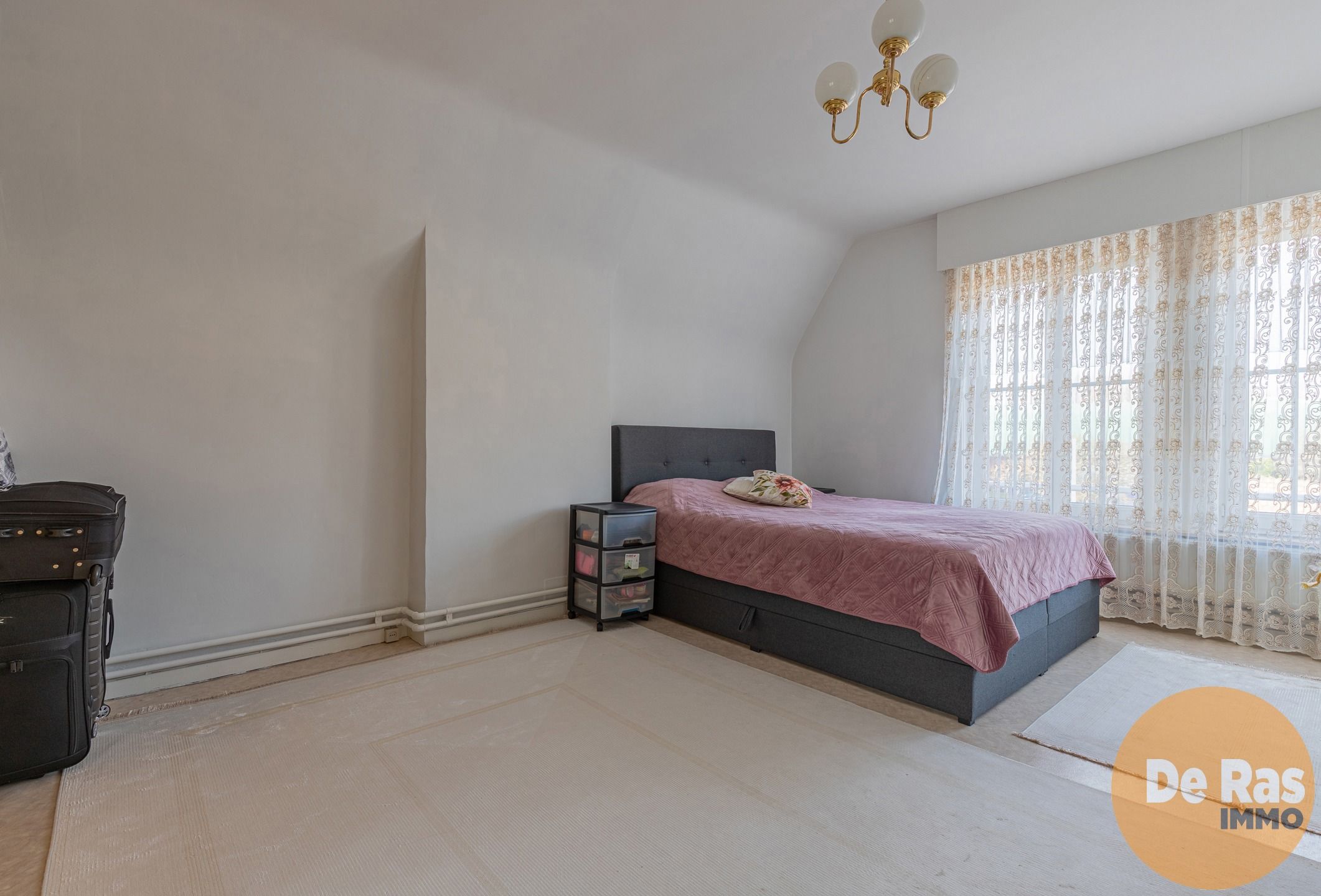 WETTEREN - Instapklare woning op uitstekende locatie foto 9