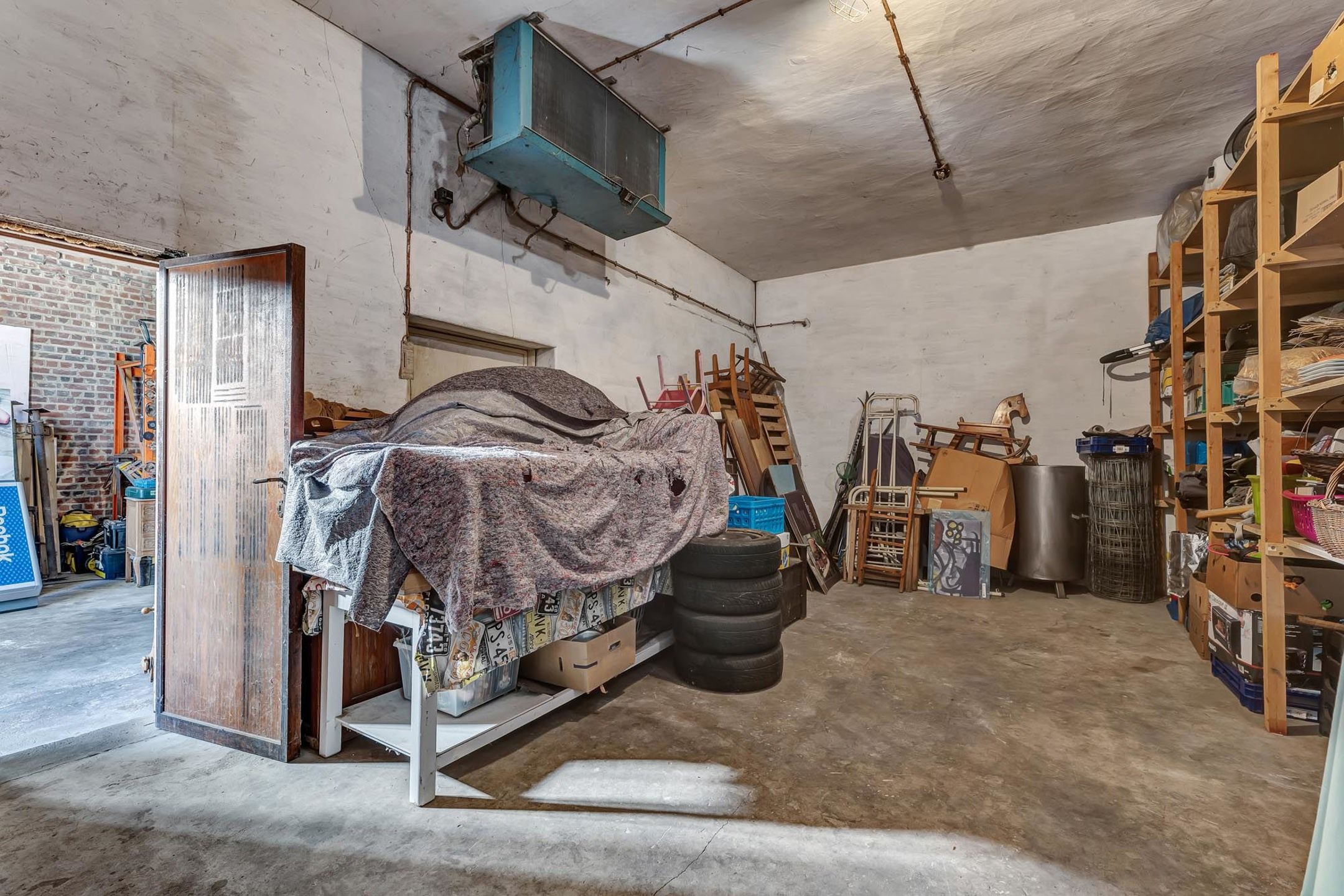 Woning met loods en 510 m² bewoonbare oppervlakte in Velzeke foto 24