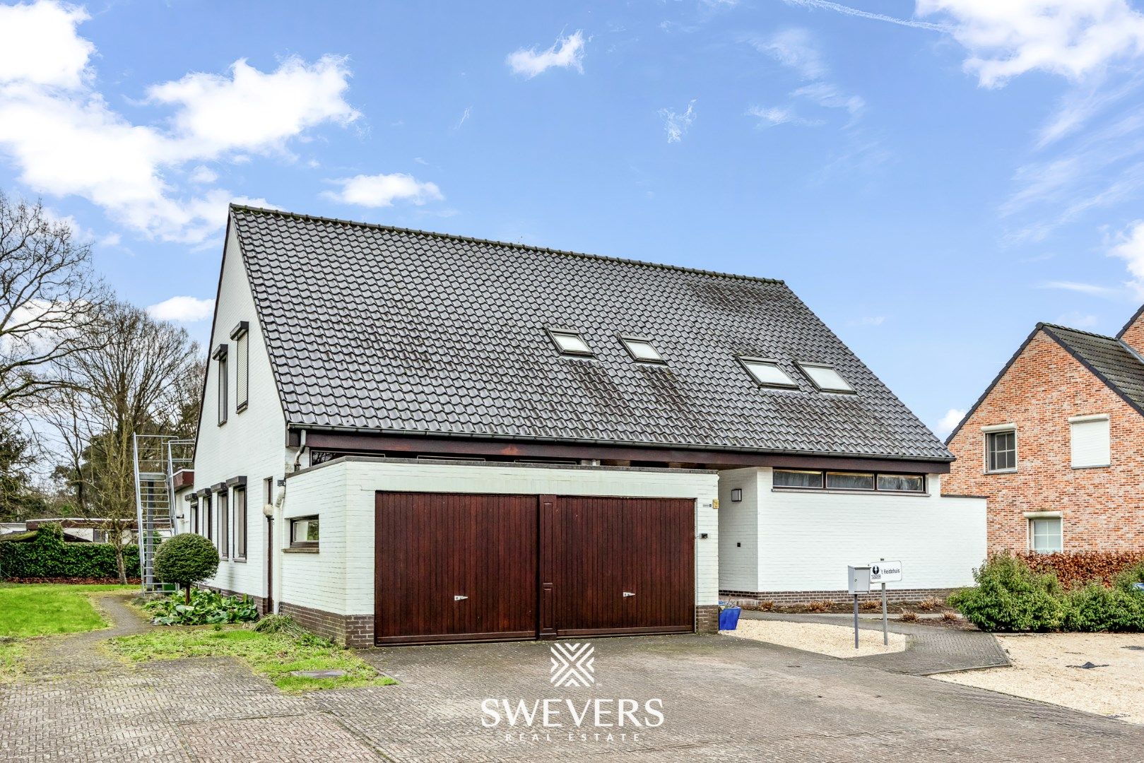 Hoofdfoto van de publicatie: Karaktervolle en ruime gezinswoning met 9 slaapkamers in Diepenbeek