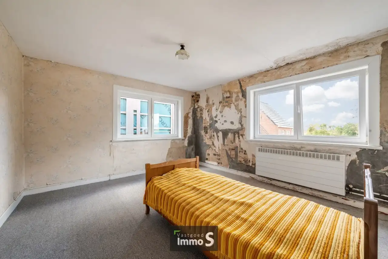 Te renoveren woning in Alveringem foto 18