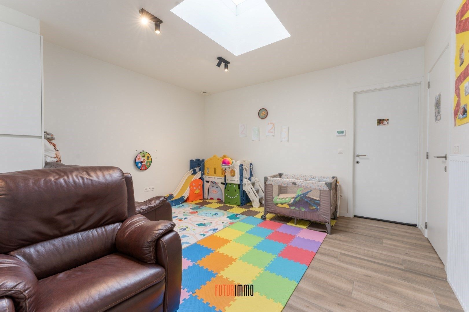 Modern 2-slpk appartement in hartje Rumbeke foto 7